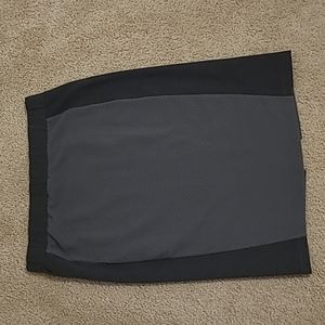 Skirt back zip up Size XL